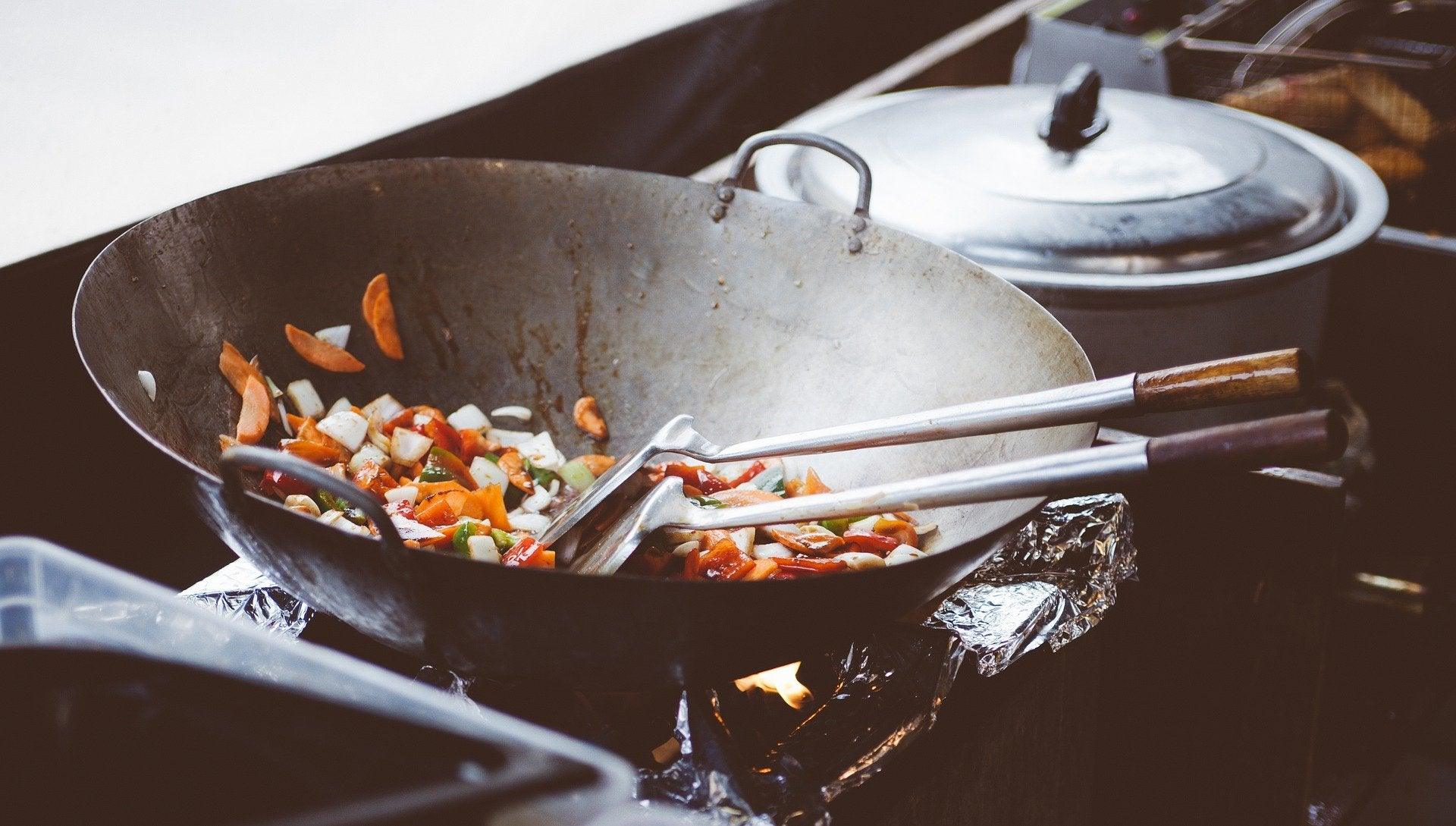 Landmann 15502 Wok En Fonte - Parfait Pour Cuisine Asiatique, Paella Et Légumes