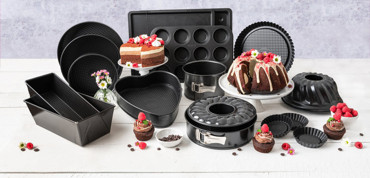 Moule à manqué et à savarin double fond 24 cm Zenker PerfectBack+