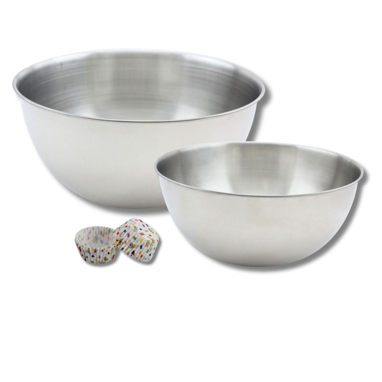 Lot comprenant 50 moules à muffins, 1 spatule Zenker, 2 bols à mixer en inox Fackelmann