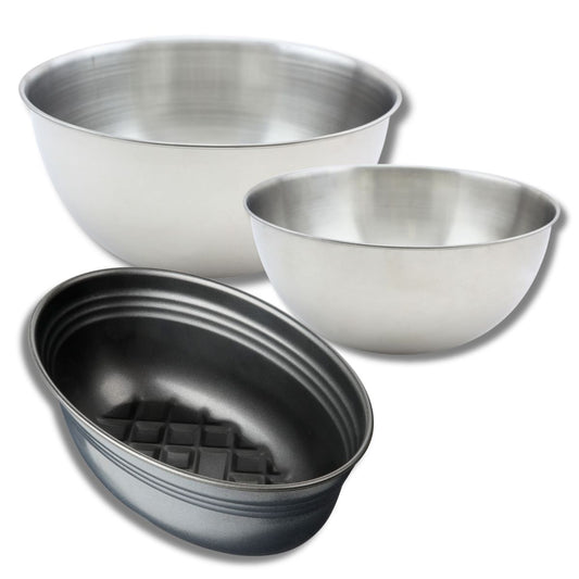 Lot avec 1 moule à pain 26 cm, 1 spatule Zenker et 2 bols à mixer en inox Fackelmann