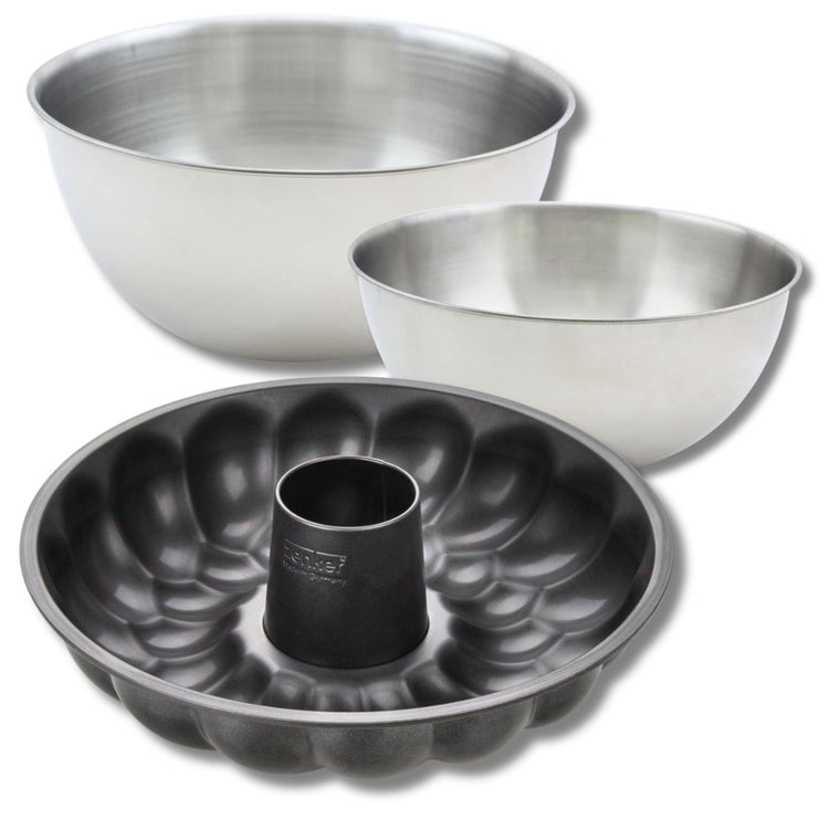 Lot avec 1 moule à pain cheminée, 1 spatule Zenker et 2 bols à mixer en inox Fackelmann