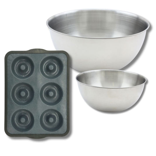 Lot avec 1 Moule 6 donuts en fibre de verre, 1 spatule Zenker et 2 bols à mixer en inox Fackelmann