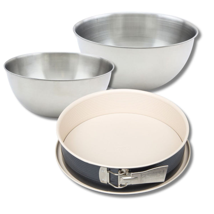 Set pâtisserie avec moule à manqué 27 cm, 2 bols à mixer et 1 spatule Zenker
