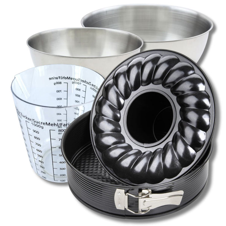 Set pâtisserie avec moule à manqué et à savarin 28 cm, 2 bols à mixer, verre mesureur et spatule Zenker