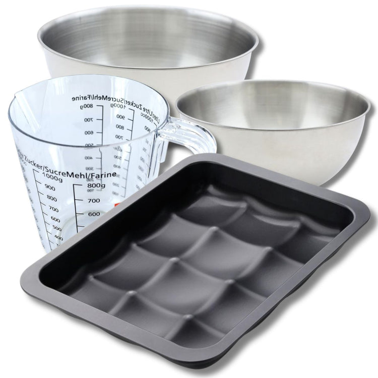 Set pâtisserie avec moule pour 12 mini pains, 2 bols à mixer, verre mesureur et spatule Zenker