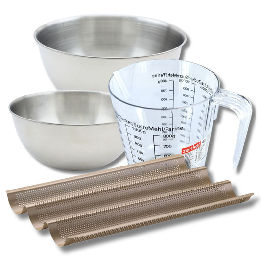 Set pâtisserie avec moule perforé 3 baguettes 38,5 x 24,6 cm en acier, 2 bols à mixer, verre mesureur et spatule Zenker