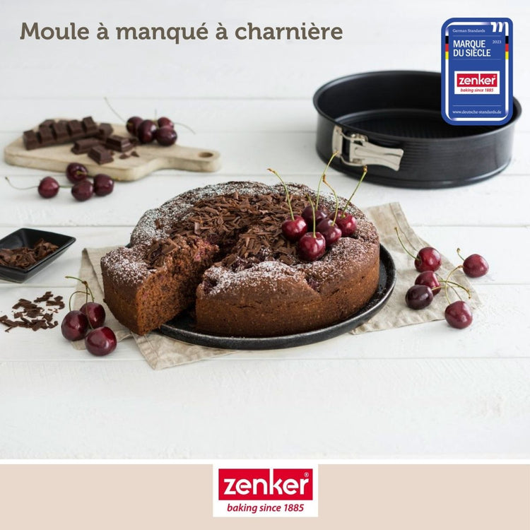 Set pâtisserie avec moule à manqué de 26 cm, 2 bols à mixer, verre mesureur et spatule Zenker
