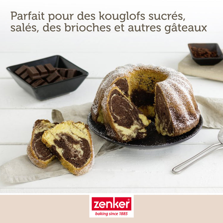 Set pâtisserie avec moule à kouglof 22 cm, 2 bols à mixer, verre mesureur et spatule Zenker