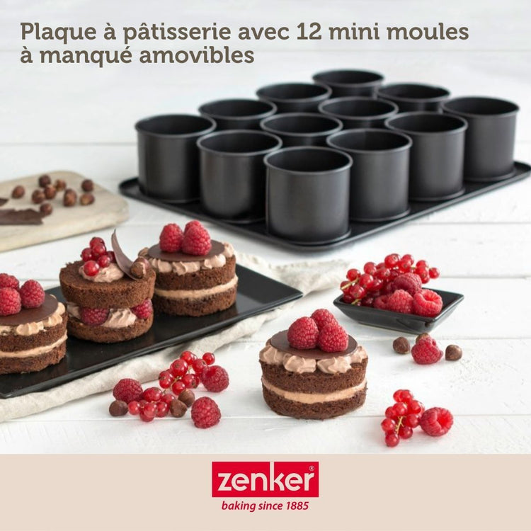 Set pâtisserie avec plaque à 12 mini moules ronds 38 x 30 cm en acier, 2 bols à mixer, verre mesureur et spatule Zenker