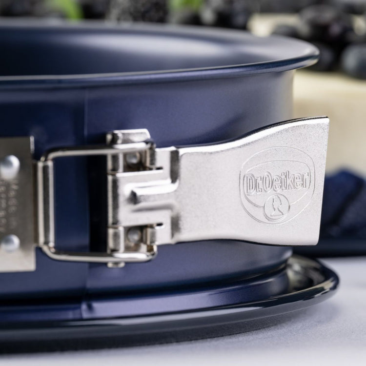 Moule à manqué à charnière 26 cm Dr.Oetker Back Liebe