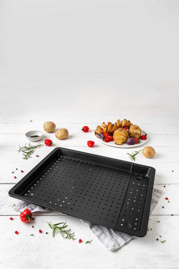 Plaque de cuisson four extensible et perforée de 37 à 52 cm Zenker Perfect Black +