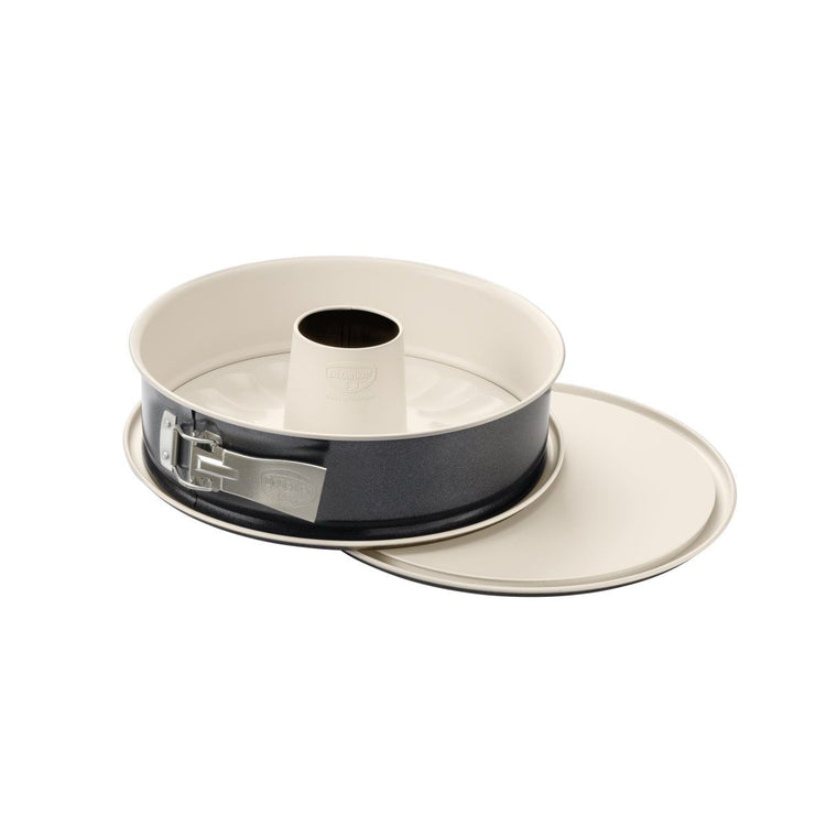 Ensemble de 4 moules à gâteaux de formes différentes Dr.Oetker Back-Trend