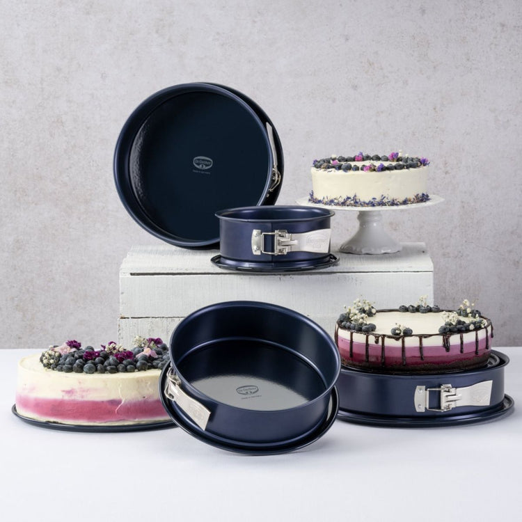 Moule à manqué à charnière 26 cm Dr.Oetker Back Liebe