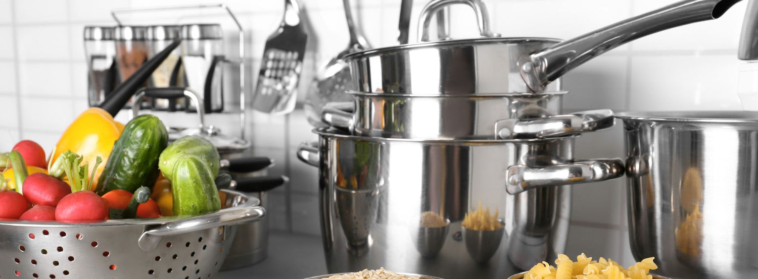 Batteries de cuisine : 3 poêles et 4 faitouts