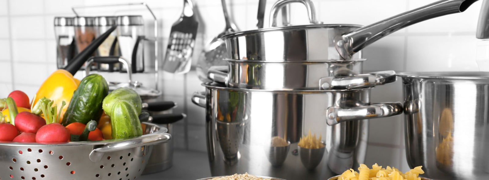 2 poêles et 4 faitouts