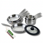 Batterie de cuisine avec 4 poêles 20/24/26/28 cm et 2 casseroles 14/18 cm avec 1 couvercle de cuisson universel sans PFAS Fackelmann Vita3