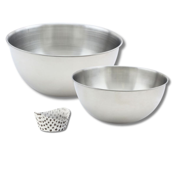 Lot de pâtisserie comprenant 50 moules à muffins étoile, 1 spatule ZENKER et 2 bols à mixer Fackelmann
