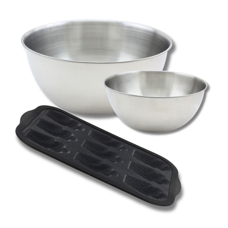Lot avec 1 Moule 9 madeleines en fibre de verre, 1 spatule Zenker et 2 bols à mixer en inox Fackelmann