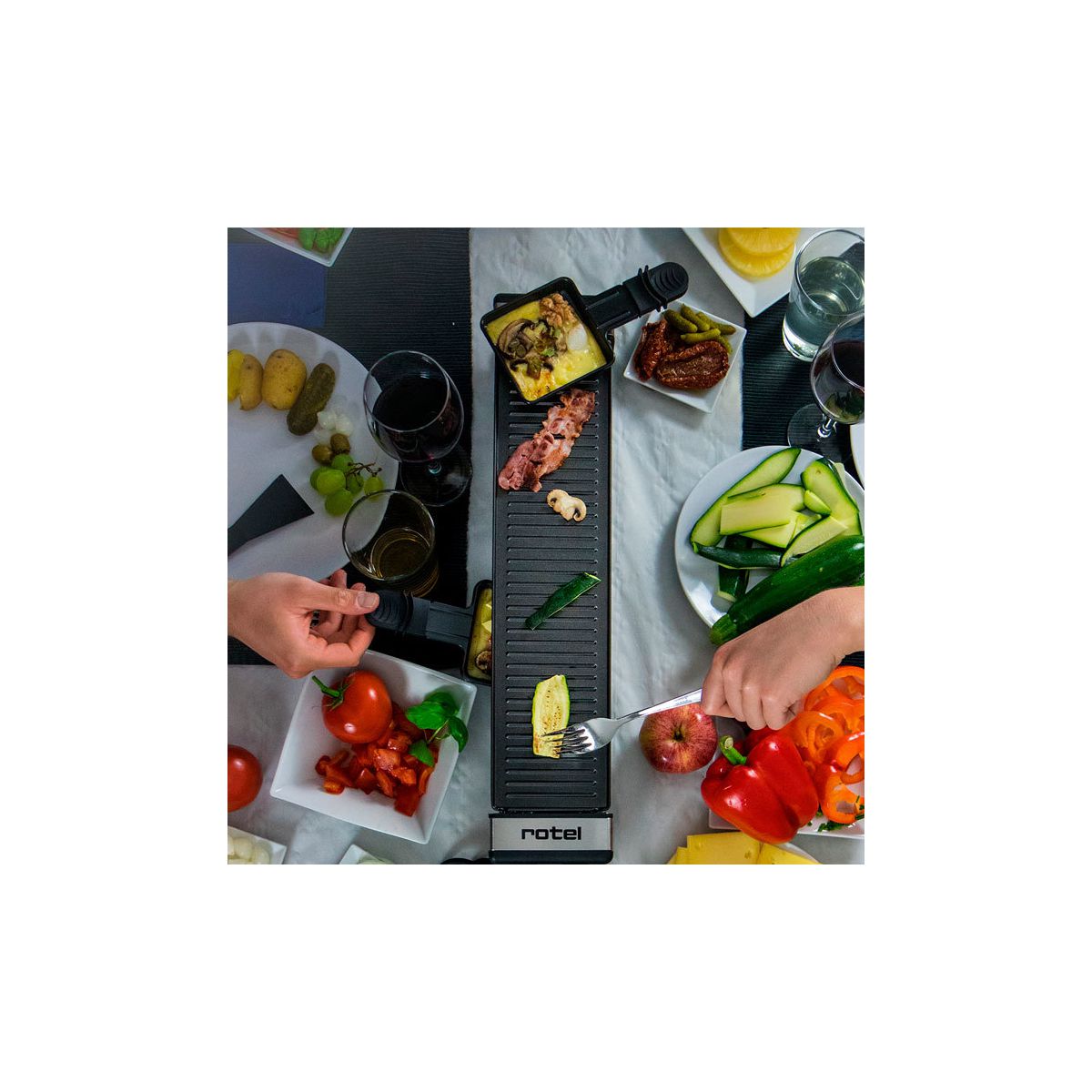 Lot de 2 machines à raclette connectables par câbles pour 8 personnes au total Rotel