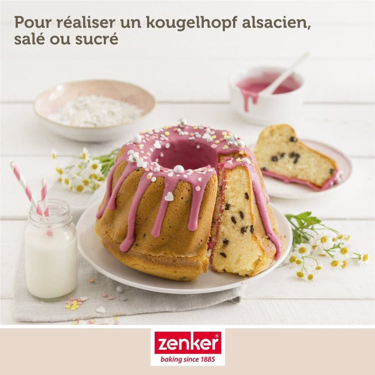Set pâtisserie avec mini moule à kouglof 18 cm, 2 bols à mixer, verre mesureur et spatule Zenker