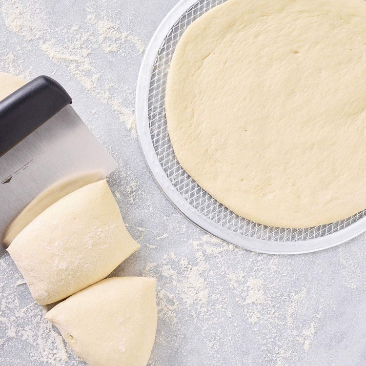 Lot de 2 plaques à pizza surgelée perforées en alu 33 cm FM Professional