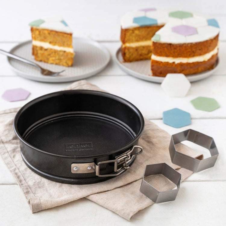 Set de 3 mini moules à cake, charnière et kouglof Zenker Spécial Mini