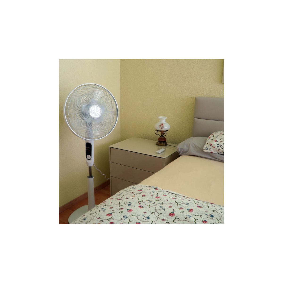 Ventilateur sur pied silencieux Rotel