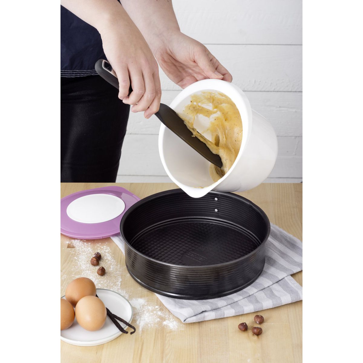 Moule à manqué à charnière 24 cm Zenker Black Metallic