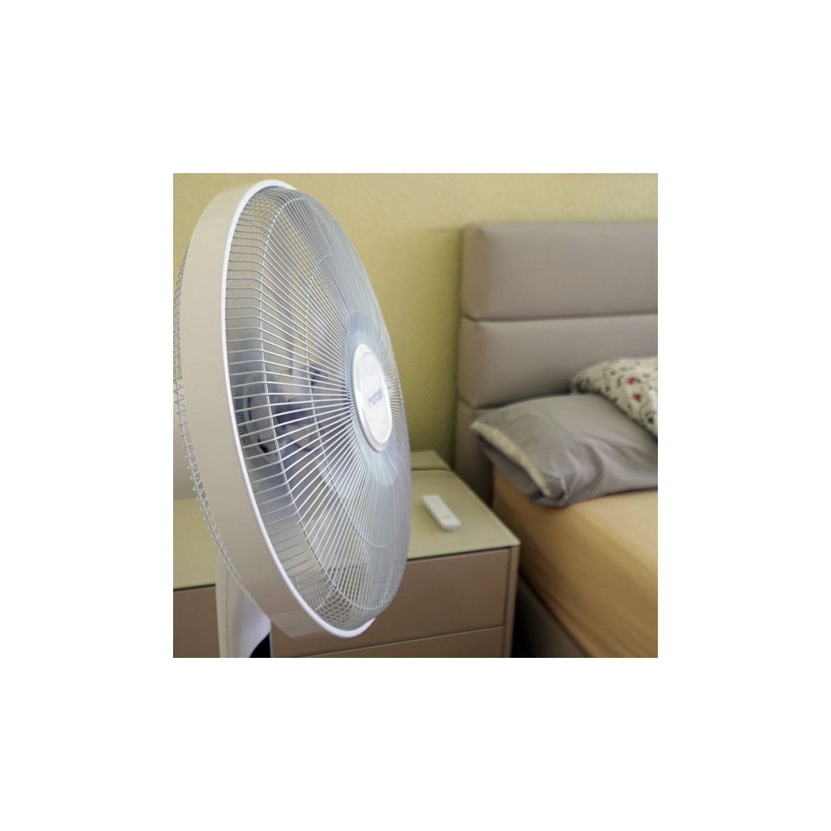 Ventilateur sur pied silencieux Rotel